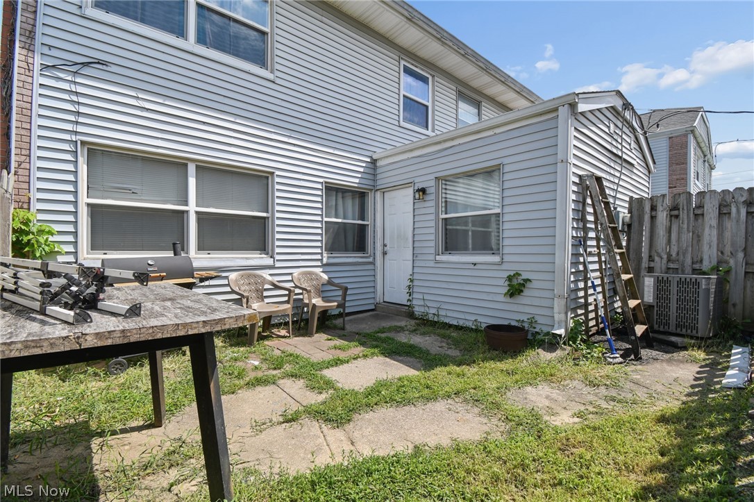 219 Buckeye Circle Columbus OH 43217