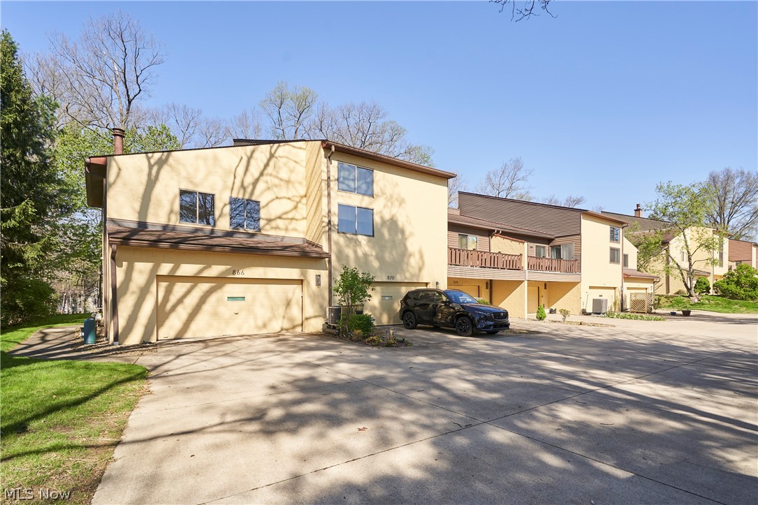 874 Hampton Ridge Drive Akron OH 44313