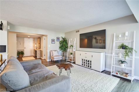 874 Hampton Ridge Drive Akron OH 44313