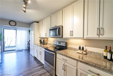 874 Hampton Ridge Drive Akron OH 44313