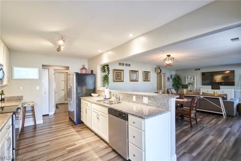 874 Hampton Ridge Drive Akron OH 44313