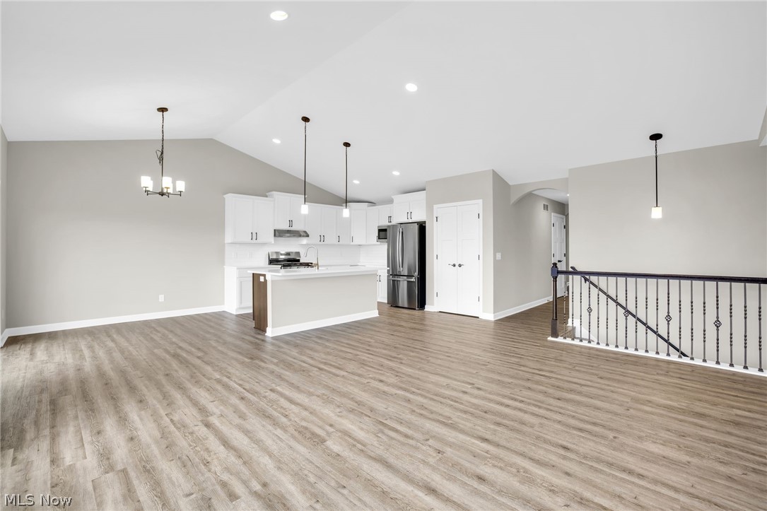 506 Meadow Trail SW Hartville OH 44632