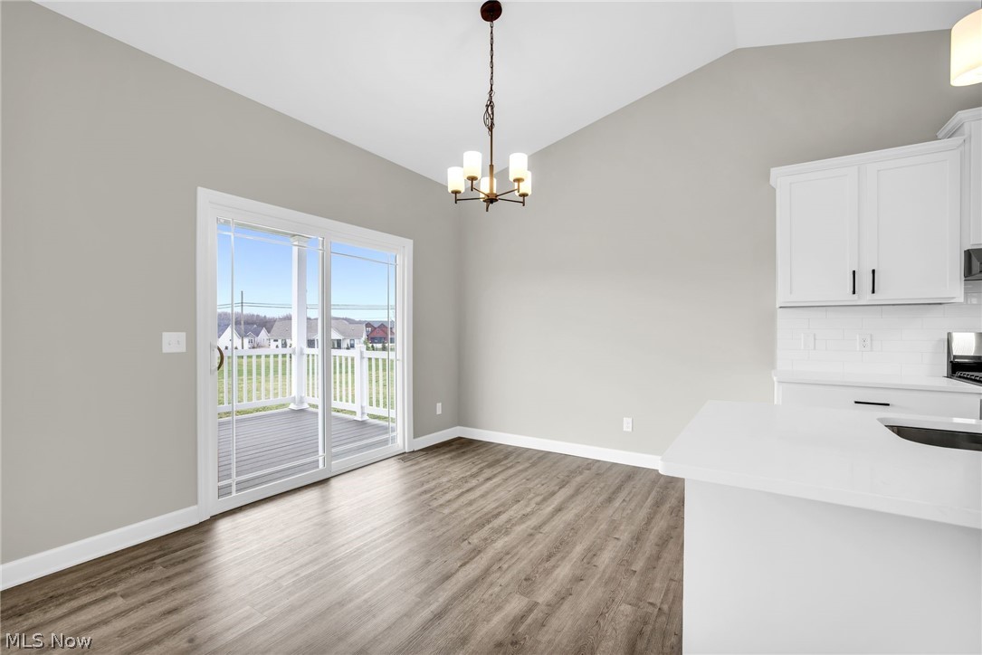 506 Meadow Trail SW Hartville OH 44632