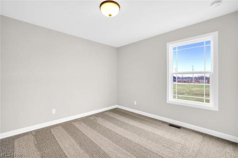 506 Meadow Trail SW Hartville OH 44632