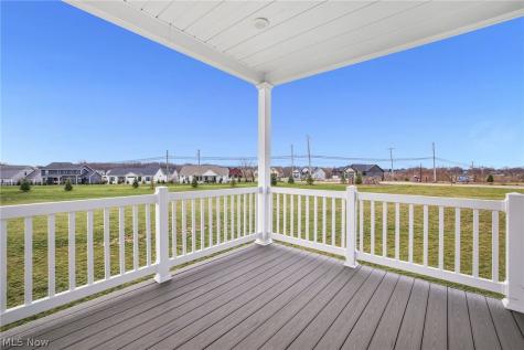 506 Meadow Trail SW Hartville OH 44632