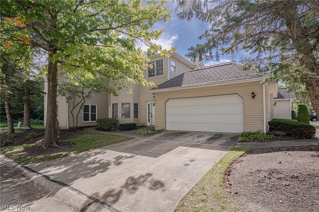 439 Eagle Trace Mayfield Heights OH 44124
