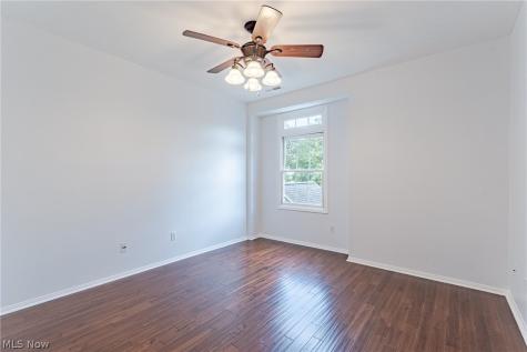 439 Eagle Trace Mayfield Heights OH 44124