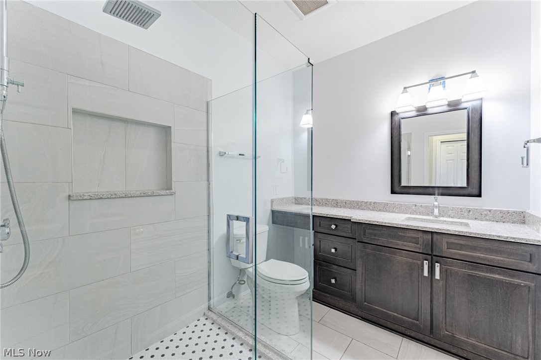 439 Eagle Trace Mayfield Heights OH 44124