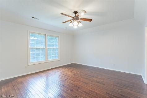 439 Eagle Trace Mayfield Heights OH 44124