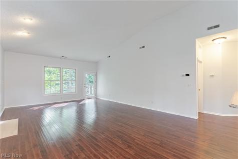 439 Eagle Trace Mayfield Heights OH 44124