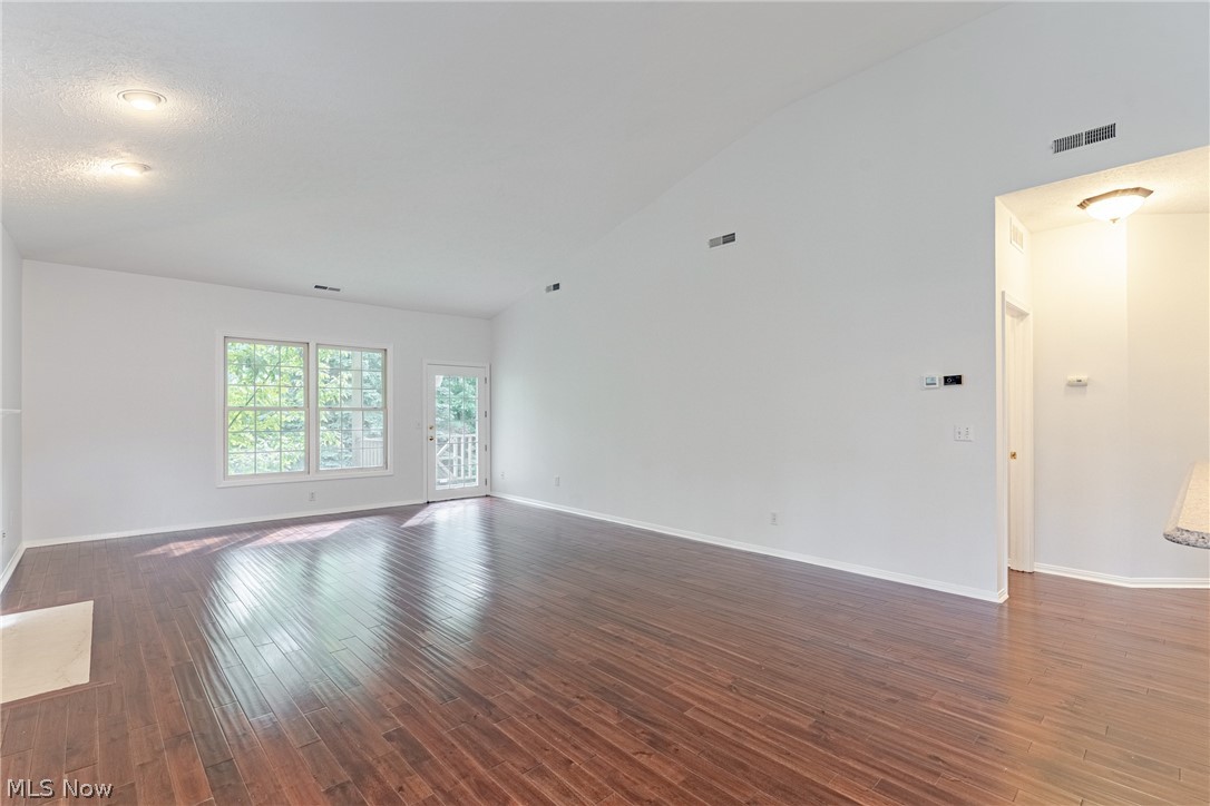 439 Eagle Trace Mayfield Heights OH 44124