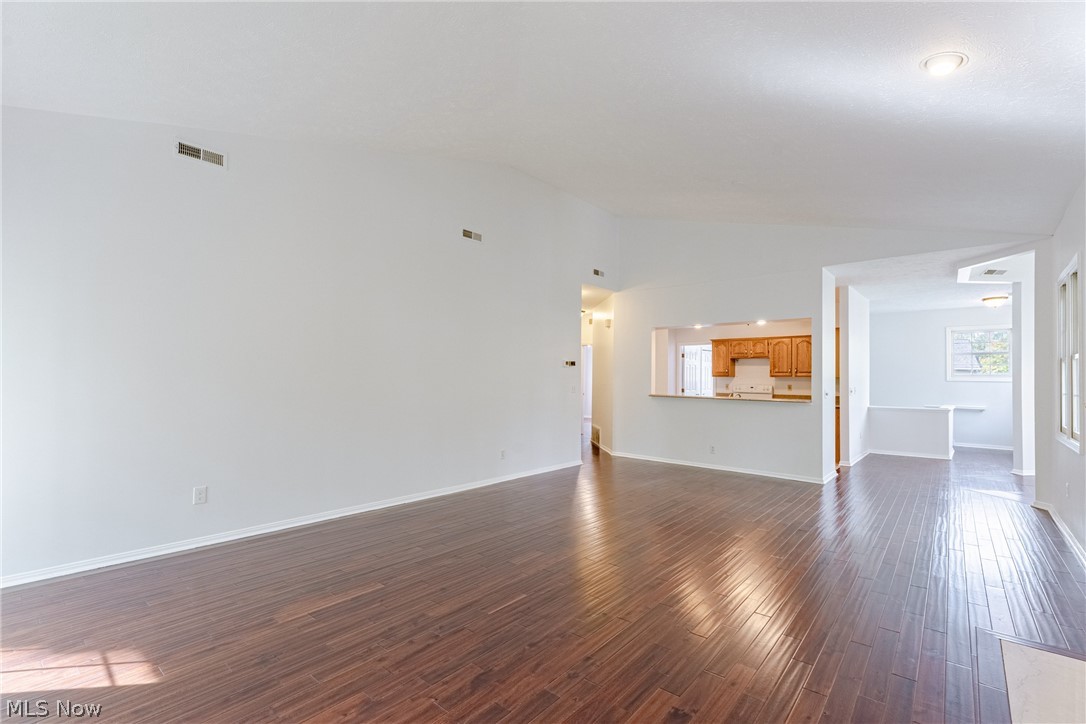 439 Eagle Trace Mayfield Heights OH 44124