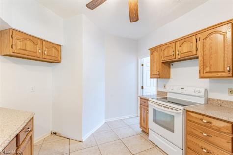 439 Eagle Trace Mayfield Heights OH 44124