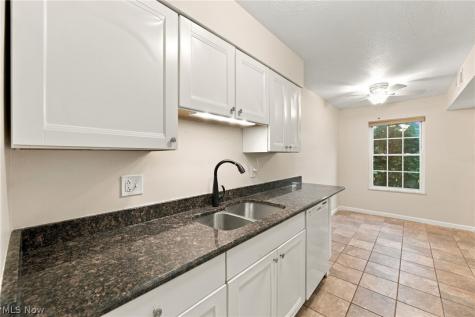 1910 King James Parkway Westlake OH 44145