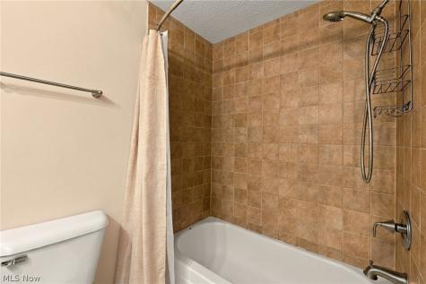 1910 King James Parkway Westlake OH 44145