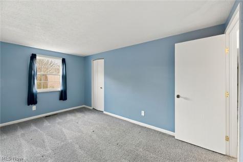 1910 King James Parkway Westlake OH 44145