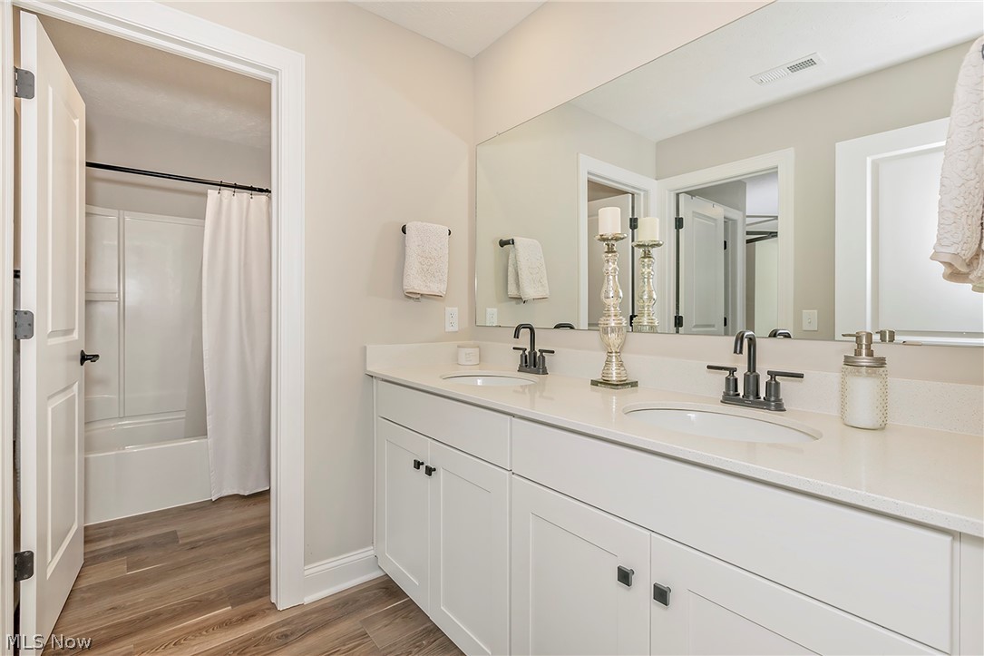 118 Lake Balaton Drive Orange OH 44128