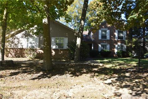 7636 Huntington Drive Youngstown OH 44512