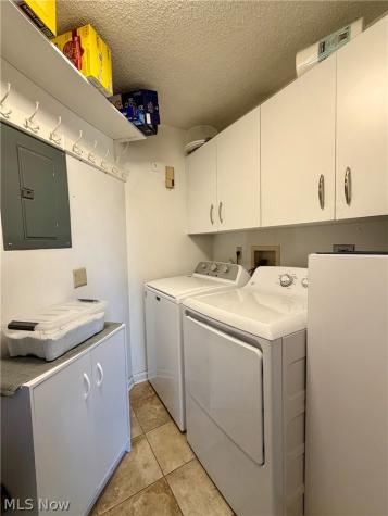 180 Fox Hollow Drive Mayfield Heights OH 44124