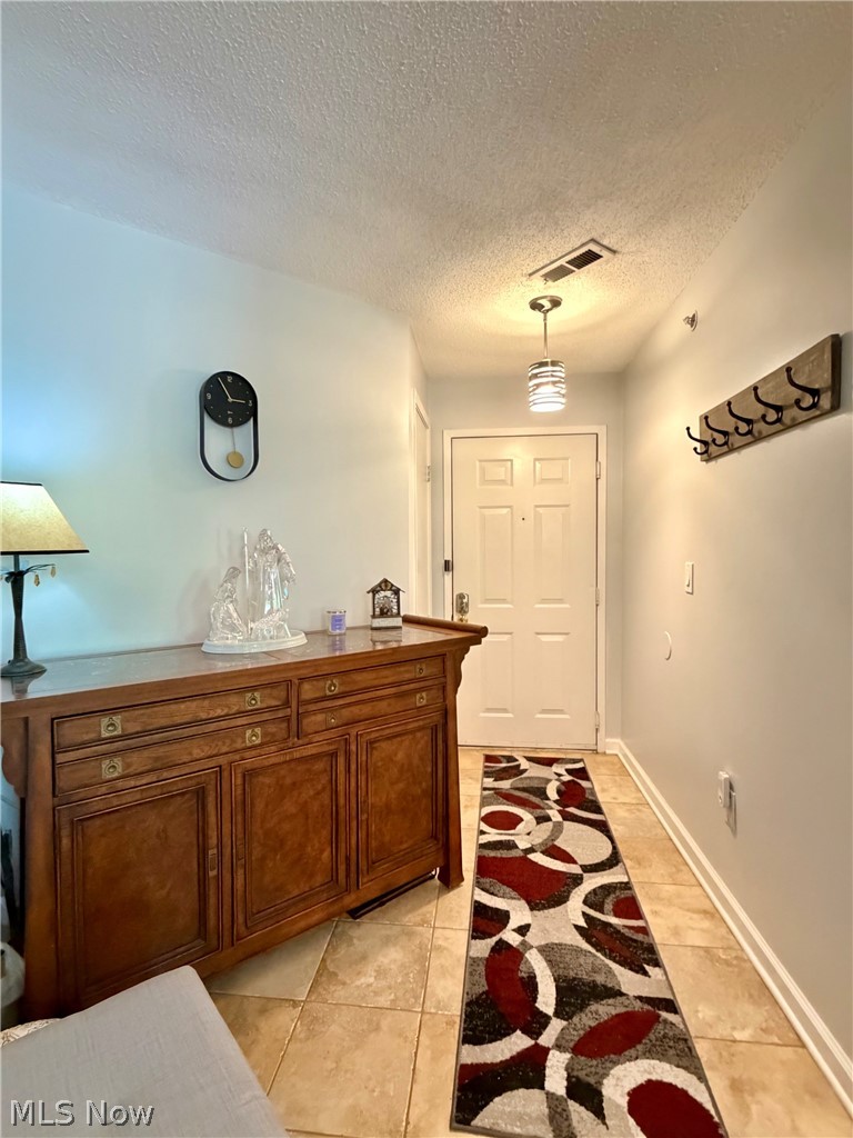 180 Fox Hollow Drive Mayfield Heights OH 44124