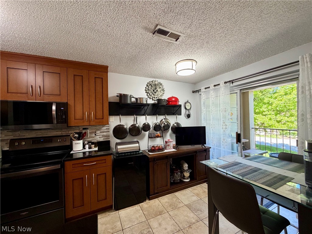 180 Fox Hollow Drive Mayfield Heights OH 44124