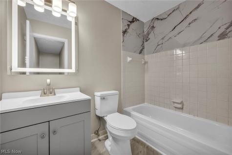7972 Colonial Drive Mentor OH 44060