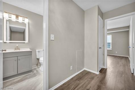 7972 Colonial Drive Mentor OH 44060