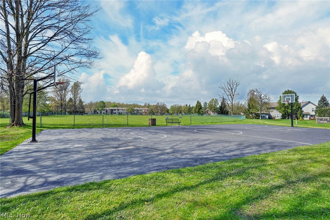 6721 Woodruff Court Cleveland OH 44130