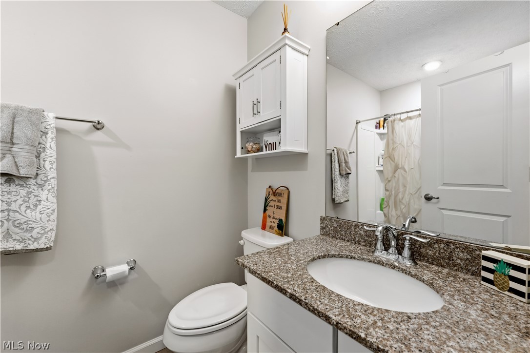 1388 Annette Court Lakewood OH 44107