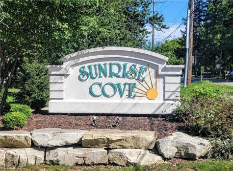 9610 Cove Drive North Royalton OH 44133