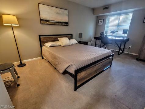 9610 Cove Drive North Royalton OH 44133