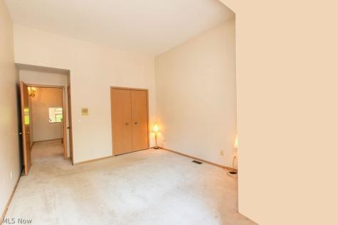 25058 Mill River Road Olmsted Falls OH 44138