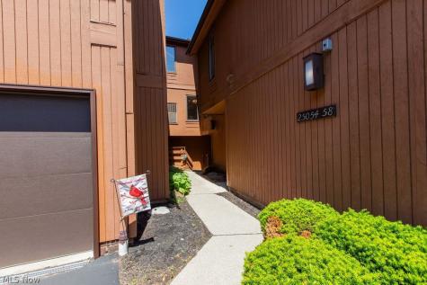 25058 Mill River Road Olmsted Falls OH 44138