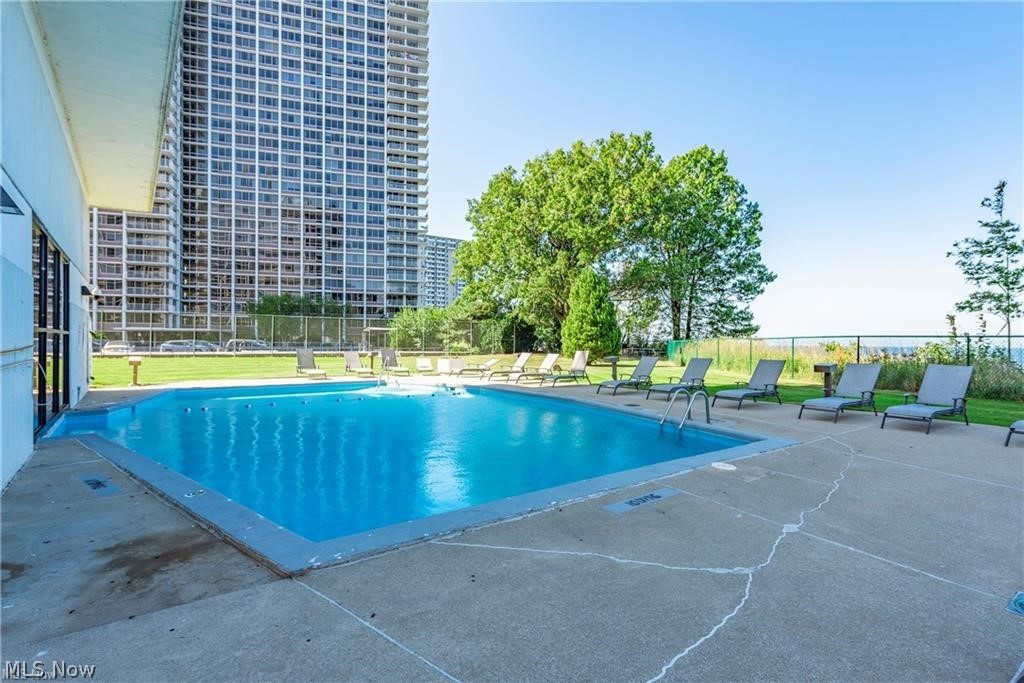 12550 Lake Avenue Lakewood OH 44107