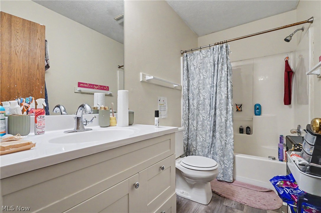 1545 Whitehall Boulevard Kent OH 44240