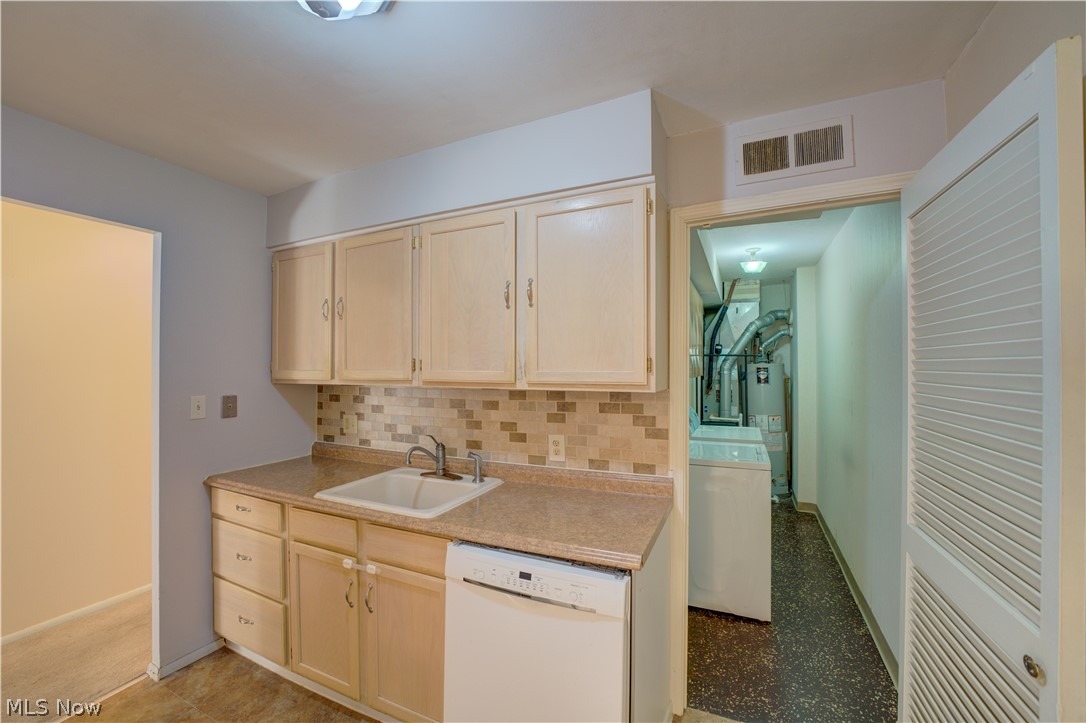 23492 David Drive North Olmsted OH 44070