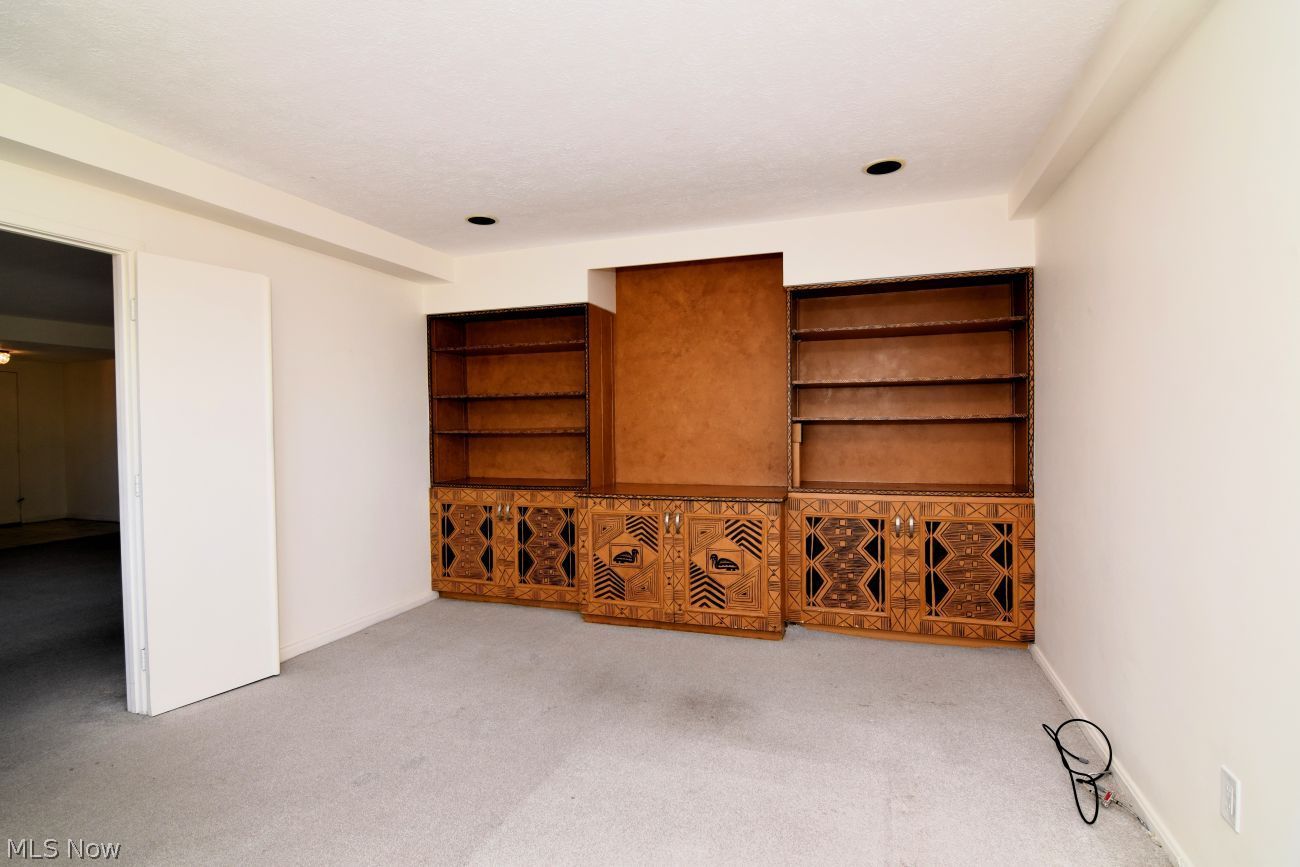 13800 Shaker Boulevard Cleveland OH 44120