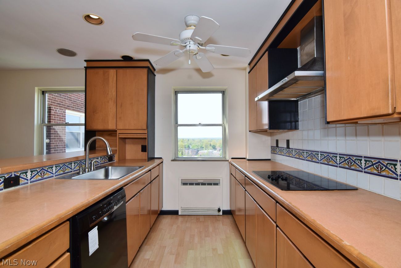 13800 Shaker Boulevard Cleveland OH 44120