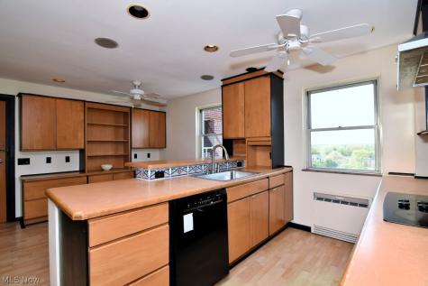 13800 Shaker Boulevard Cleveland OH 44120