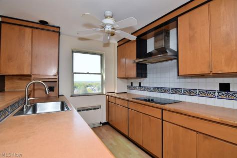13800 Shaker Boulevard Cleveland OH 44120
