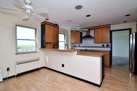 13800 Shaker Boulevard Cleveland OH 44120