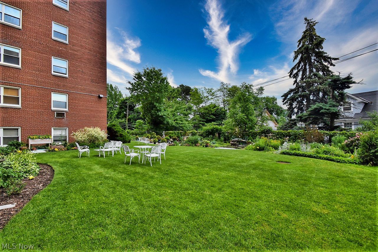 13800 Shaker Boulevard Cleveland OH 44120