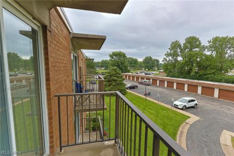1315 S Lake Wilmer Drive Sandusky OH 44870