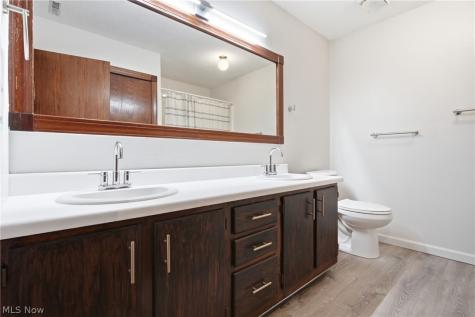 8982 Portage Pointe Drive Streetsboro OH 44241