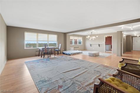 13900 Shaker Boulevard Cleveland OH 44120