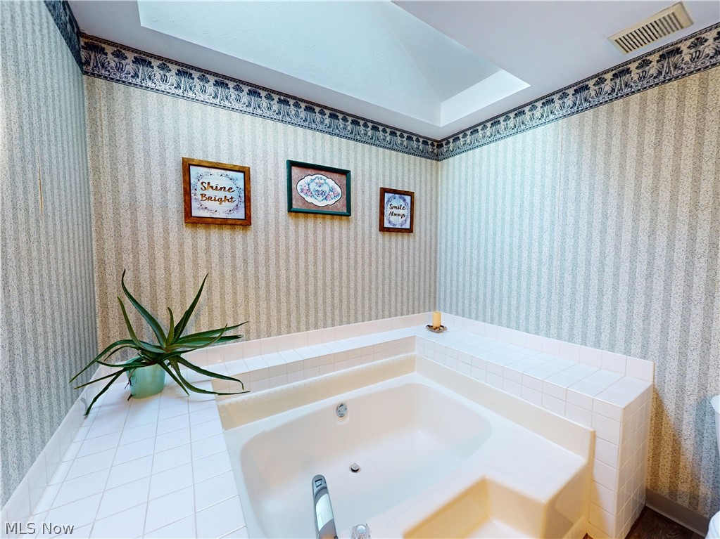 167 Marwyck Place Lane Northfield OH 44067