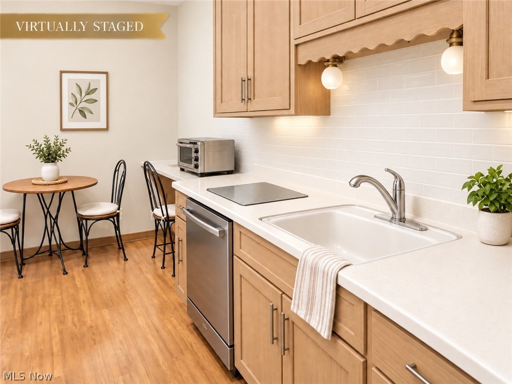 2112 Acacia Park Drive Lyndhurst OH 44124