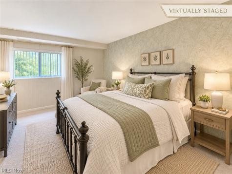 2112 Acacia Park Drive Lyndhurst OH 44124