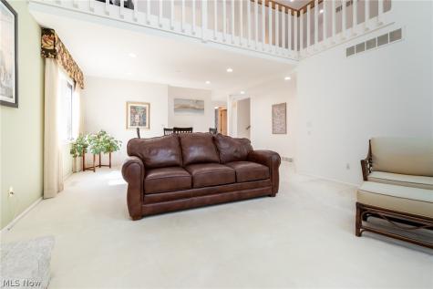 4 Chelsea Court Beachwood OH 44122
