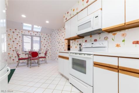 4 Chelsea Court Beachwood OH 44122
